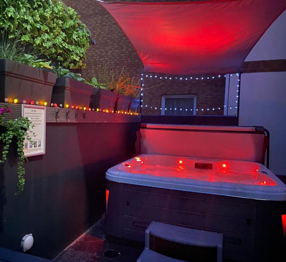 3 The View Apartments Ilfracombe - Hot Tub, Parking, Lift, Ev Esterno foto