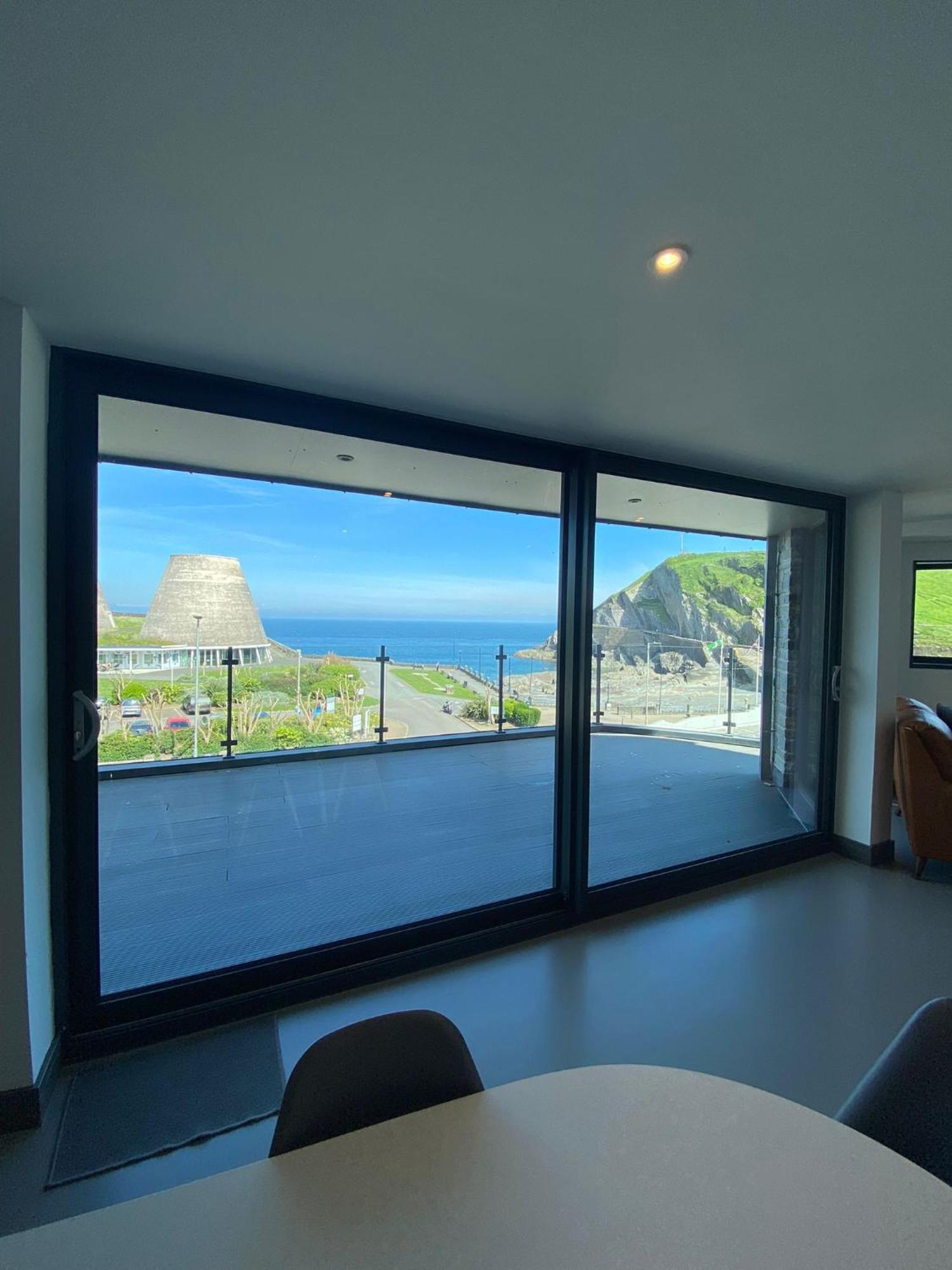 3 The View Apartments Ilfracombe - Hot Tub, Parking, Lift, Ev Esterno foto