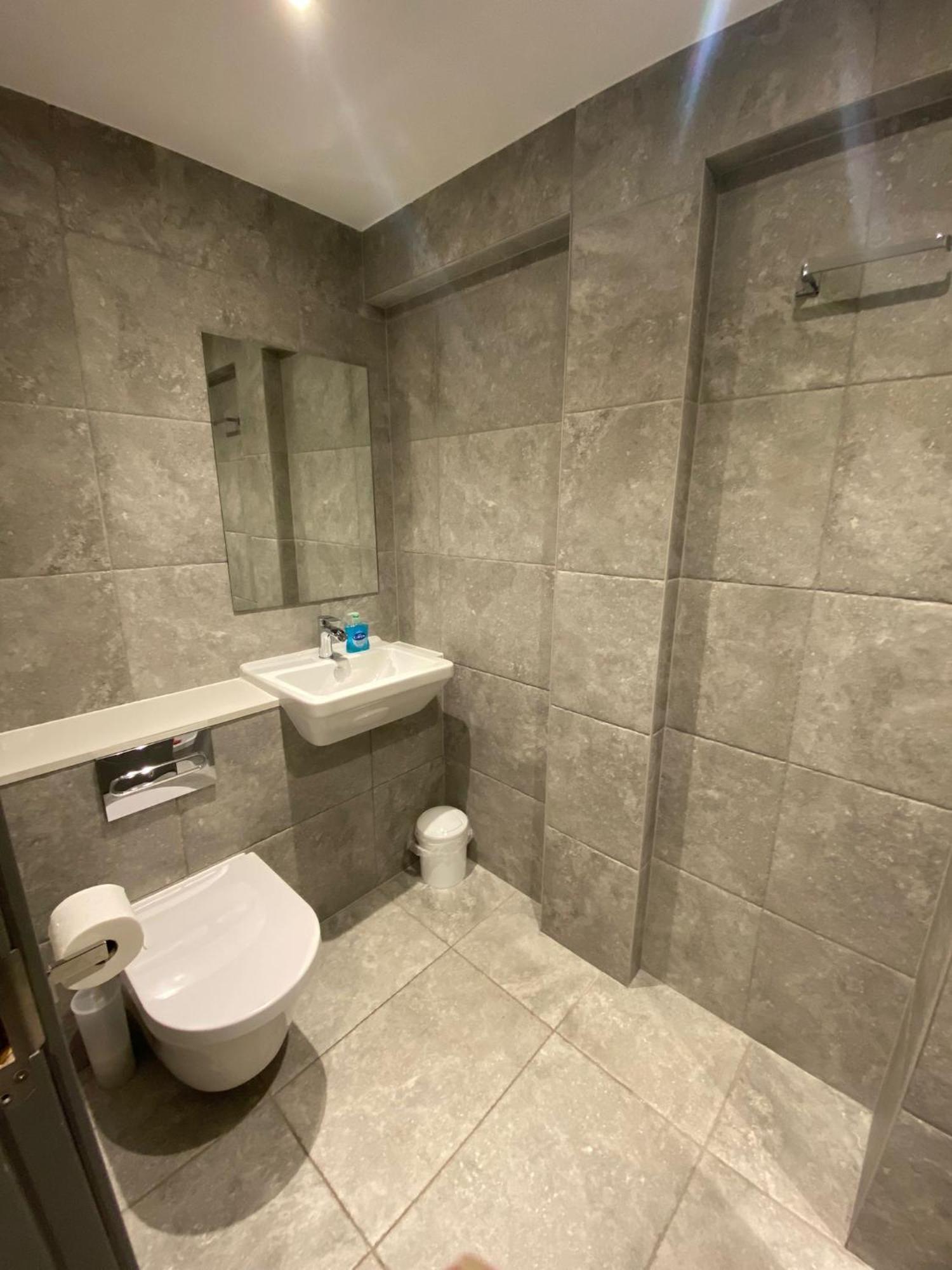 3 The View Apartments Ilfracombe - Hot Tub, Parking, Lift, Ev Esterno foto