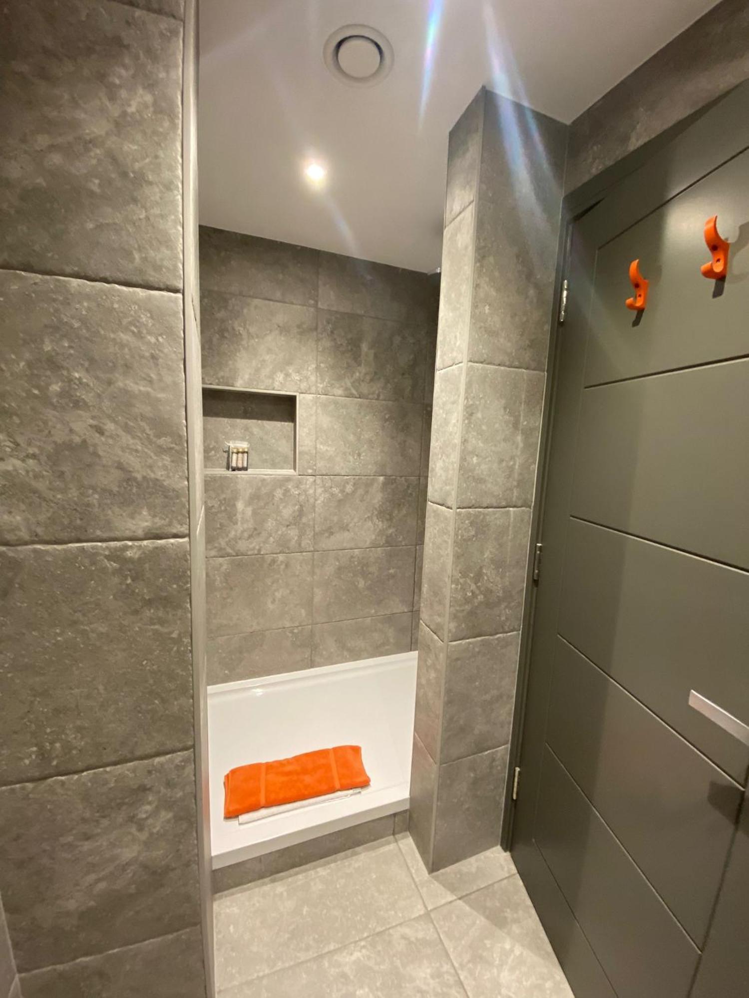 3 The View Apartments Ilfracombe - Hot Tub, Parking, Lift, Ev Esterno foto